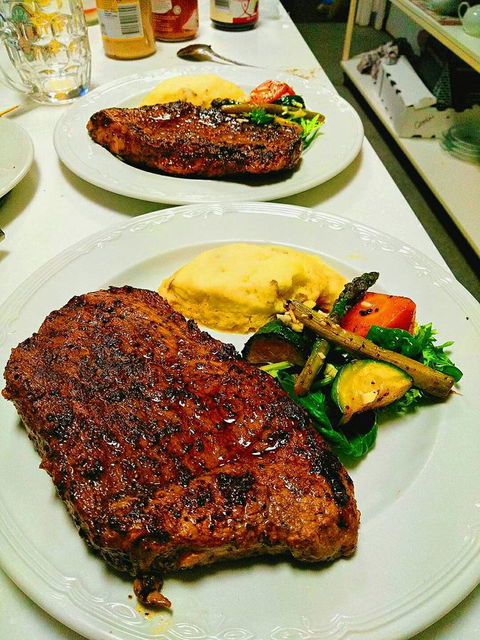 Baudins Accommodation And Restaurant - Darwin Tourism 14