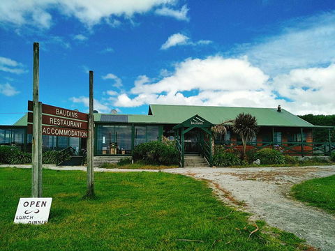 Baudins Accommodation And Restaurant - Darwin Tourism 27