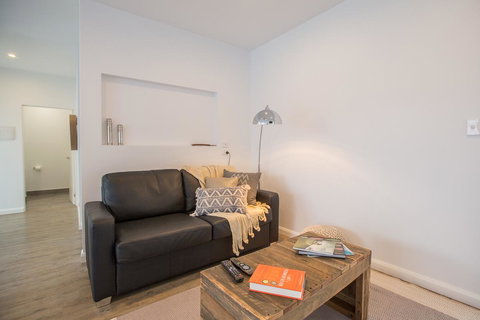 Island Quarters - Darwin Tourism 0