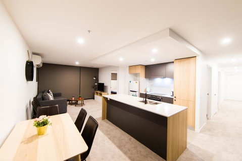 Mid Night Apartment Canberra City Onsite Parking - Darwin Tourism 2