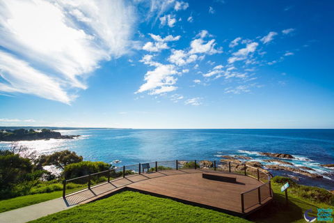 106 Ocean Parade Dalmeny - Darwin Tourism 3
