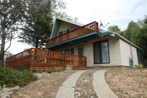 14 Cobbon Crescent Jindabyne - Darwin Tourism 3