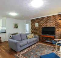 2 Bedroom St Lucia Apartment close to UQ and CityCat - Darwin Tourism