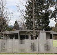 20 Toorak Rd Bright - Darwin Tourism