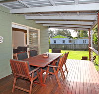 24 Sundew Street Mudjimba - 500 Bond - Pet Friendly Linen Supplied WIFI Air Cond. - Darwin Tourism
