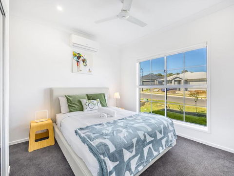 Brand New Comfy Home, 4Bedroom, Designer Furniture - Darwin Tourism 1