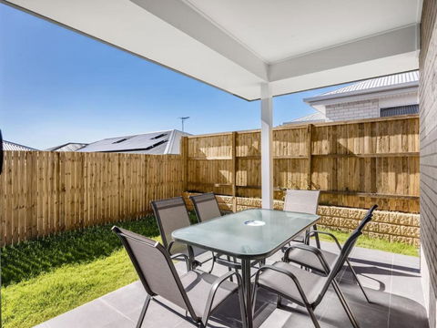 Brand New Comfy Home, 4Bedroom, Designer Furniture - Darwin Tourism 4