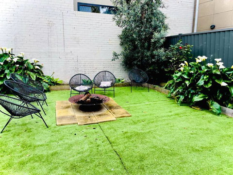 D109 Inner City Oasis On Buckingham - Darwin Tourism 4