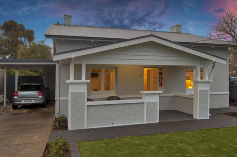 2BR Cottage With Parking Close To Adelaide CBD - Darwin Tourism 0