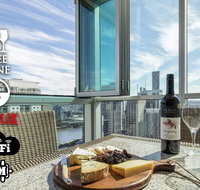 2BR EPIC VIEWS  CBD  2 Cars  Pool Wine Gym Netflix - Darwin Tourism