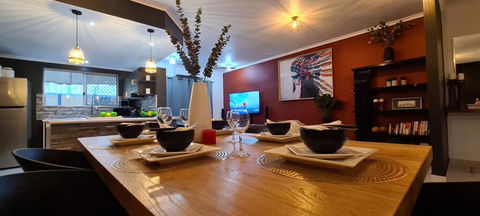 3 BEDROOM CITY ESCAPE - CHAMPAGNE STAYS Darwin - Darwin Tourism 3