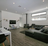 43B Twynam Street - The Falls on Twynam - Darwin Tourism