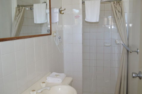 6 Lakeview Plaza - Darwin Tourism 1