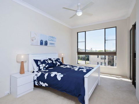 7 The Dunes @ Fingal Bay - Darwin Tourism 1