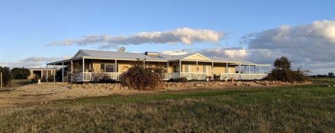 A Better Life Animal Sanctuary FarmStay - Private Two-Bedrooms, Lounge Room & Bathroom & Toilet, Shared Kitchen - Darwin Tourism 0