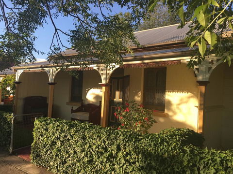 A Settlers Cottage Accommodation Bathurst CBD - Darwin Tourism 2