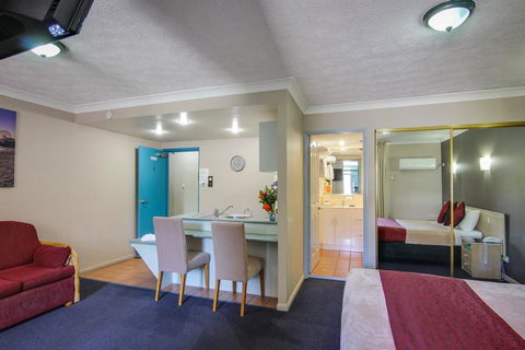 AAA Airport Albion Manor Apartments And Motel - Darwin Tourism 2