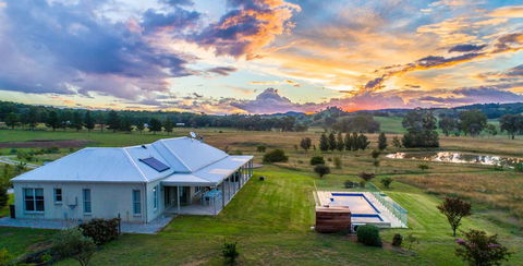 Abingdon House - Darwin Tourism 0