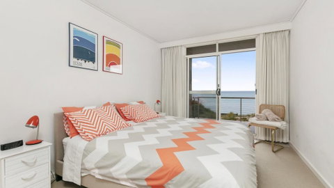ABSOLUTE BEACHFRONT - FRANKSTON - Darwin Tourism 3