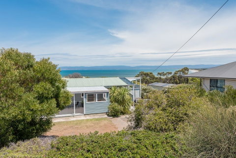 Acacia Cottage - Darwin Tourism 0