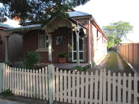 Acacia Cottage On Peel, Bathurst - Darwin Tourism 2