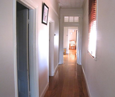 Acacia Cottage On Peel, Bathurst - Darwin Tourism 3