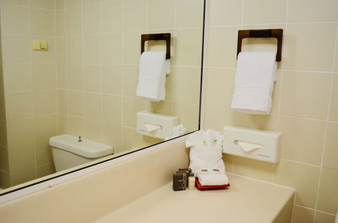 Acacia Court Hotel - Darwin Tourism 3