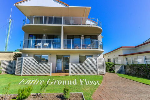 Acacia Kingscliff Town Holiday Apartment - Darwin Tourism 0