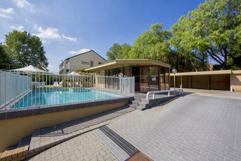 Accommodate Canberra - Kingston Court - Darwin Tourism 2