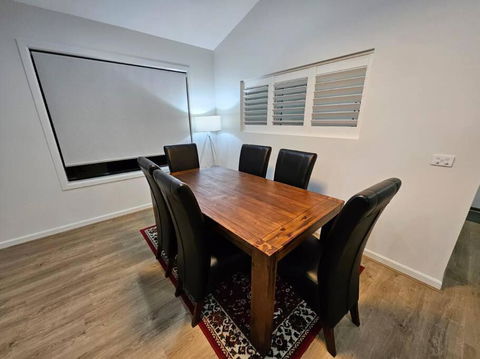 E 4 Room Retreat Family Friendly - Darwin Tourism 4