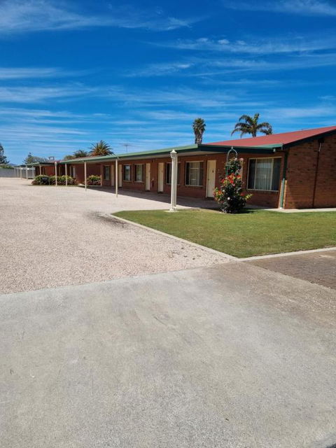 Edithburgh Seaside Motel - Darwin Tourism 3