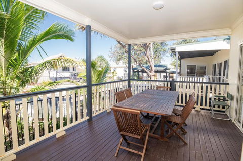E.V. - Eurong Beach Villa - Darwin Tourism 2