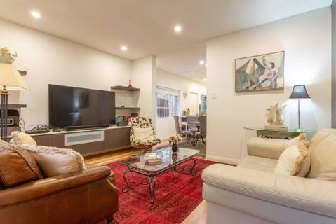 Exclusive Art Deco Escape In Tree-lined Kingsford - Darwin Tourism 2