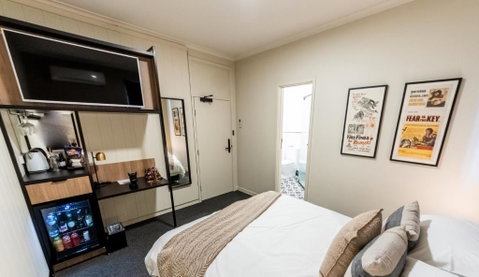 Eyre Hotel - Darwin Tourism 2