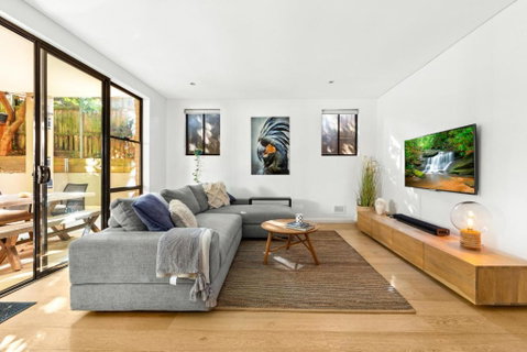 Fab Bondi 2-Bed With Courtyard & Alfresco Dining - Darwin Tourism 2