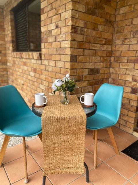 Fabulous Canal-front Unit In Mooloolaba - Darwin Tourism 3