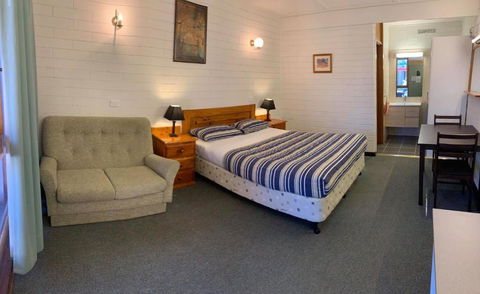Finley Motel - Darwin Tourism 0