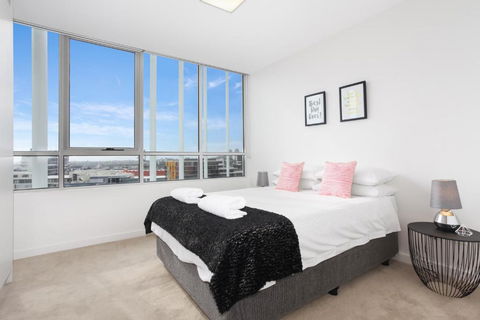 G1903S - Zetland Heights Sunset Vista - Darwin Tourism 4