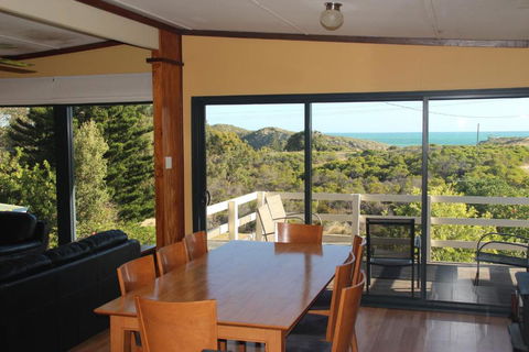 Gabbadah Beach House - Darwin Tourism 1