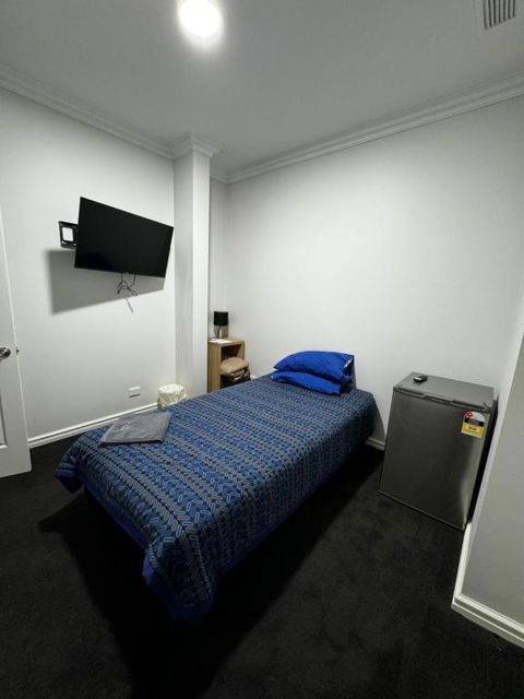 GHK - Grand Hotel Kalgoorlie - Darwin Tourism 1
