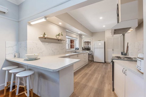 Golden Square Gold Class Guest House, Bendigo - Darwin Tourism 3