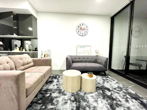 GREEN Skyline View2BR Close To Easter Show - Darwin Tourism 0