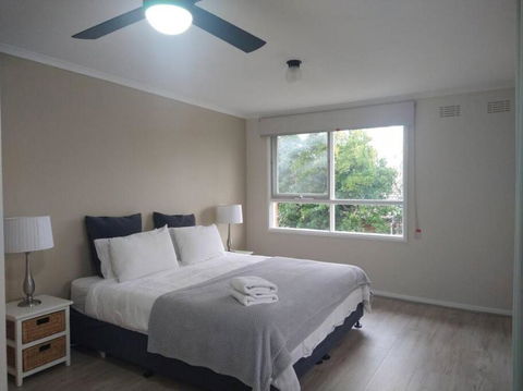 Happy Spacious Home Nr Canberra Hospital - Darwin Tourism 1