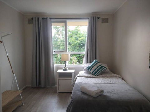 Happy Spacious Home Nr Canberra Hospital - Darwin Tourism 3