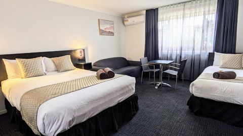 Highlands Motor Inn - Darwin Tourism 1