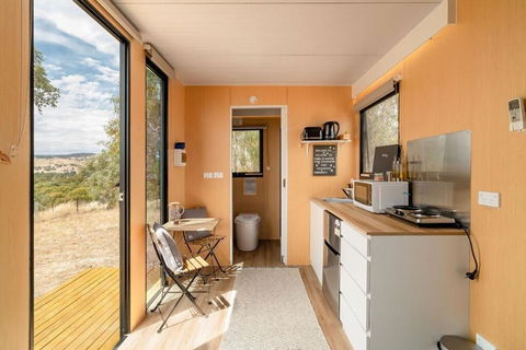 Hill View At Euroa By Tiny Away - Darwin Tourism 2