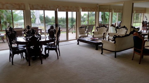 Hilltop Hideaway - Darwin Tourism 0