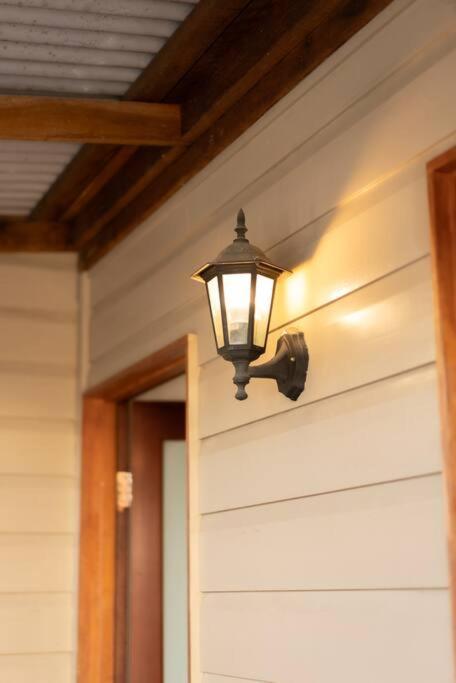 House Of Fairy Wren -Charming Queenslander Cottage Mins Drive To Brisbane CBD And Gabba Stadium! - Darwin Tourism 2