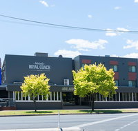 Adelaide Royal Coach - Darwin Tourism