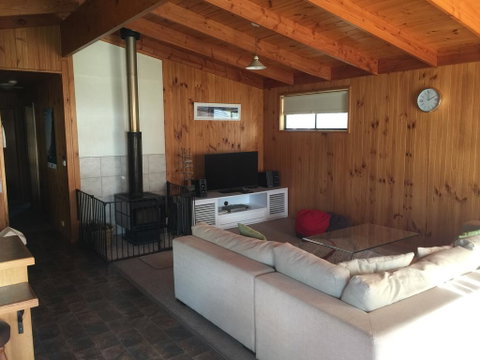 Alluvion Beach Cottage - Darwin Tourism 2